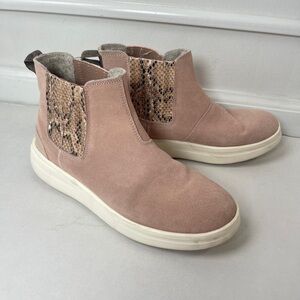 Hey Dude Sz 8 Ankle Boots Rose Dust Color With Snake Sides Comfort
